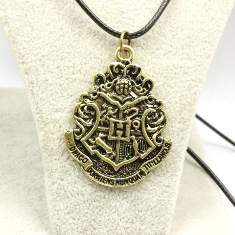 Harry Potter Hogwarts School Badge Necklace Pendant